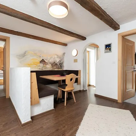 Apartament Berghof - Anno 1588 Sölden