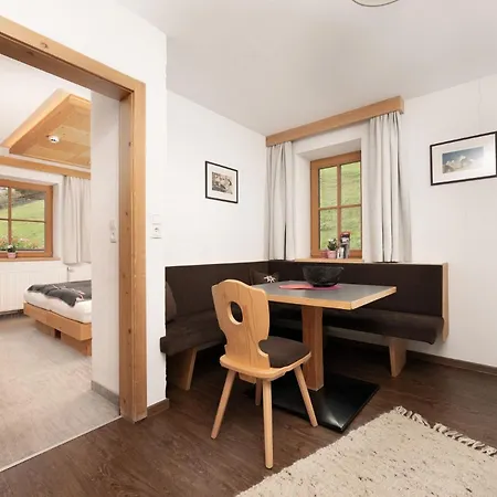 Daire Berghof - Anno 1588 *